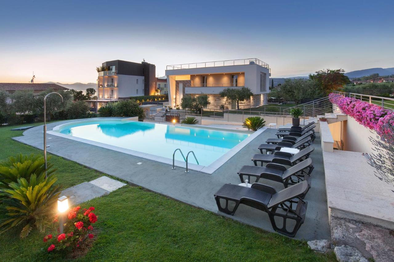 Villa Aurora-Holiday Home Apt 1 Bardolino Kültér fotó