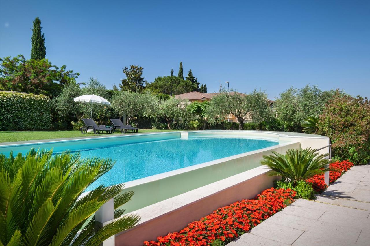 Villa Aurora-Holiday Home Apt 1 Bardolino Kültér fotó