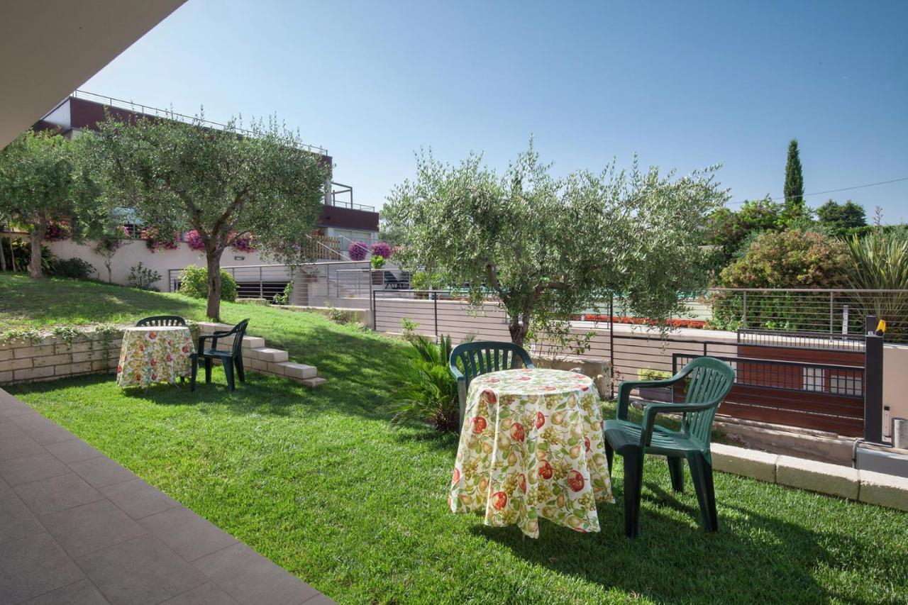 Villa Aurora-Holiday Home Apt 1 Bardolino Kültér fotó